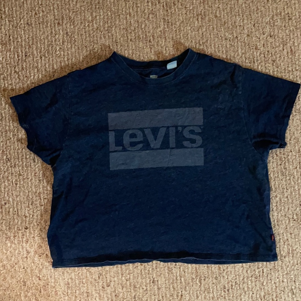 Levi’s Navy Blue Boxy Crop Tee